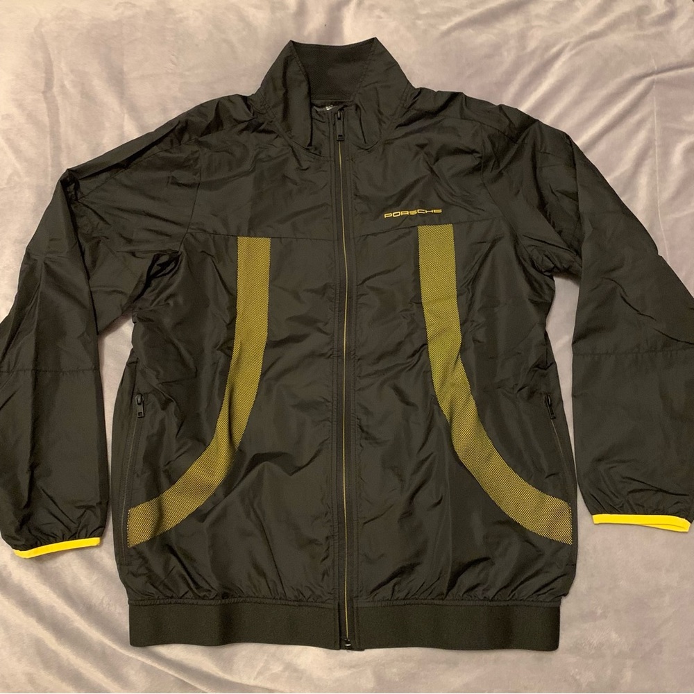 Men’s Porsche Design Windbreaker with Gold Mesh Design 
Size Medium